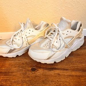 Nike huaraches